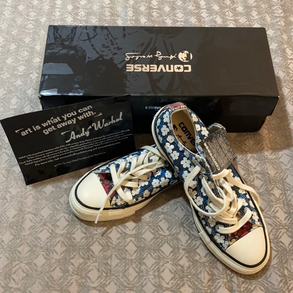 NWT Andy Warhol Converse sneakers w/ floral print
